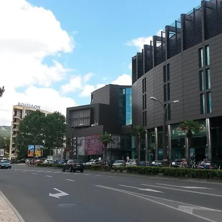 Ξενοδοχείο με διαμερίσματα Elit 1 Σάνι Μπιτς