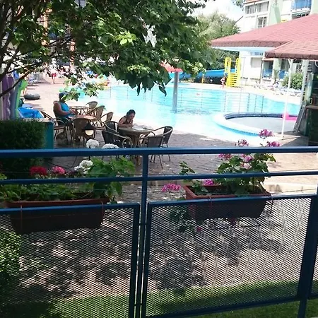 Апартхотел комплекс елит 1 3*